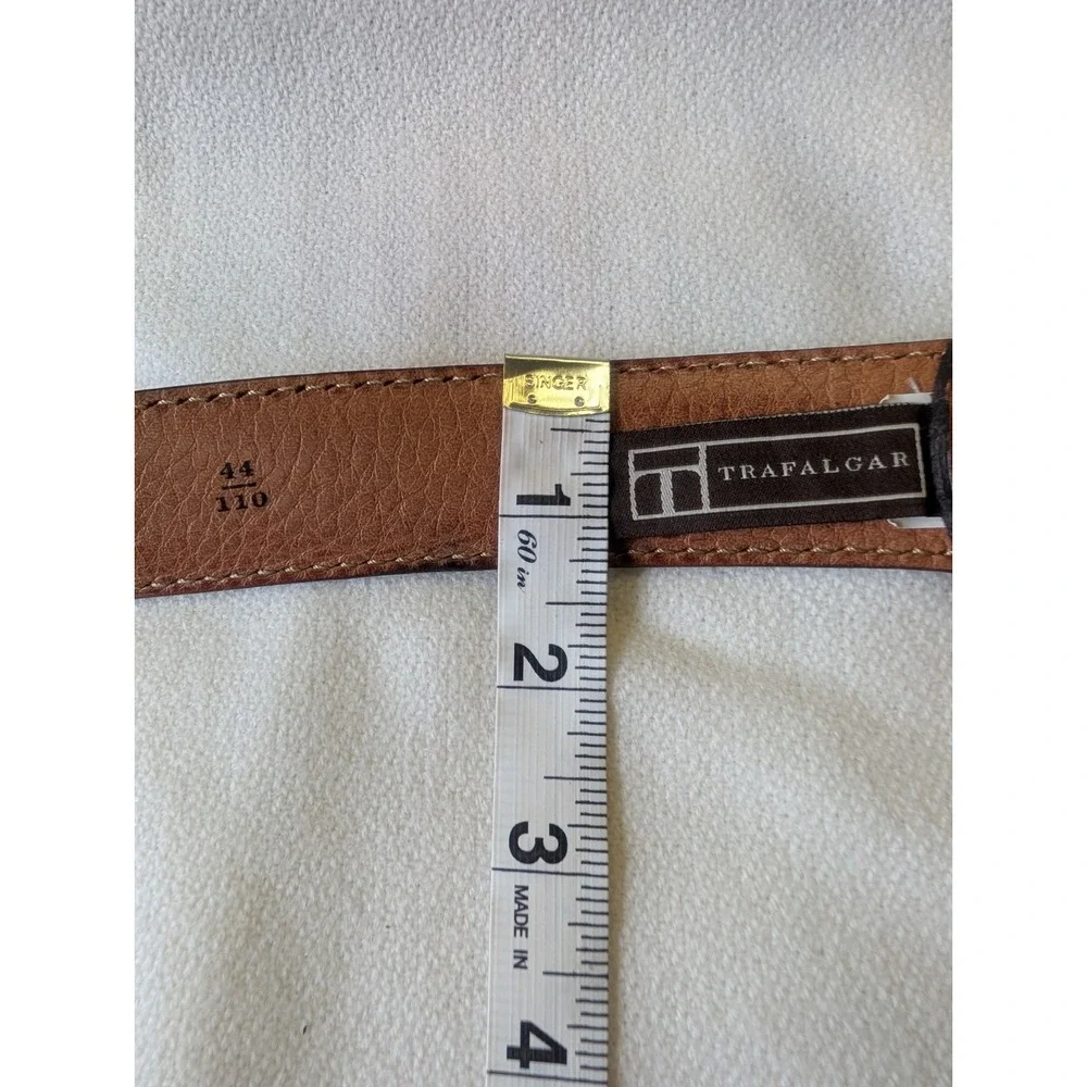 Trafalgar Italian Leather Contrast Stitch Belt Nickel Finish Buckle Size 44